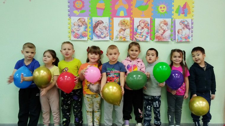 День матери.