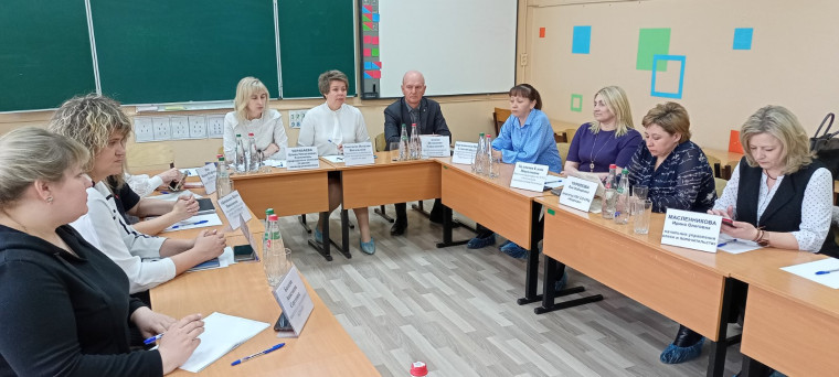Выездное заседание комиссии по делам несовершеннолетних и защите и прав Энгельсского муниципального района.